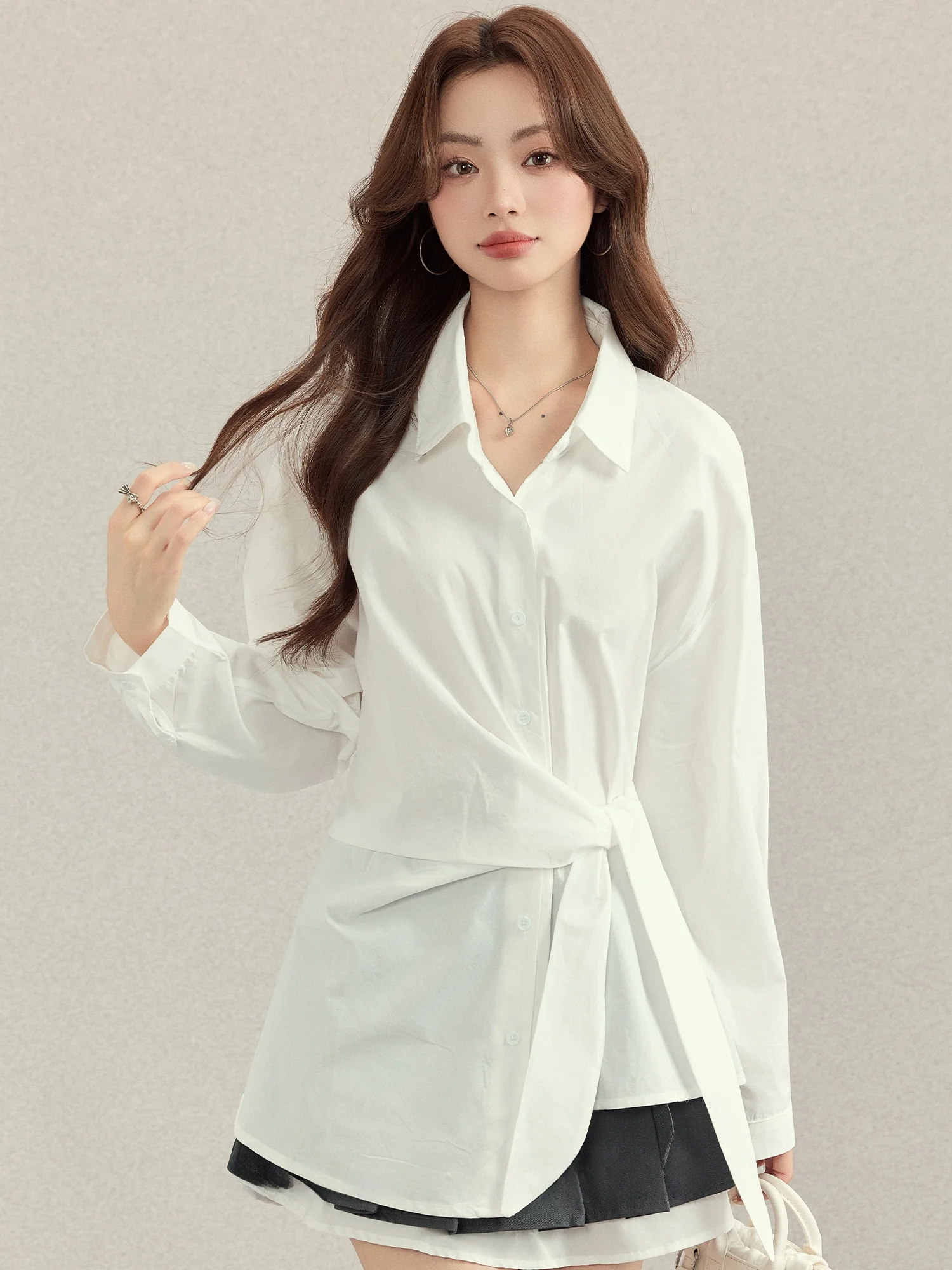 

Белая женская рубашка с длинным рукавом, облегающий топ для многослойных образов, модный дизайн, дышащая, приятная к телу, осенняя одежда