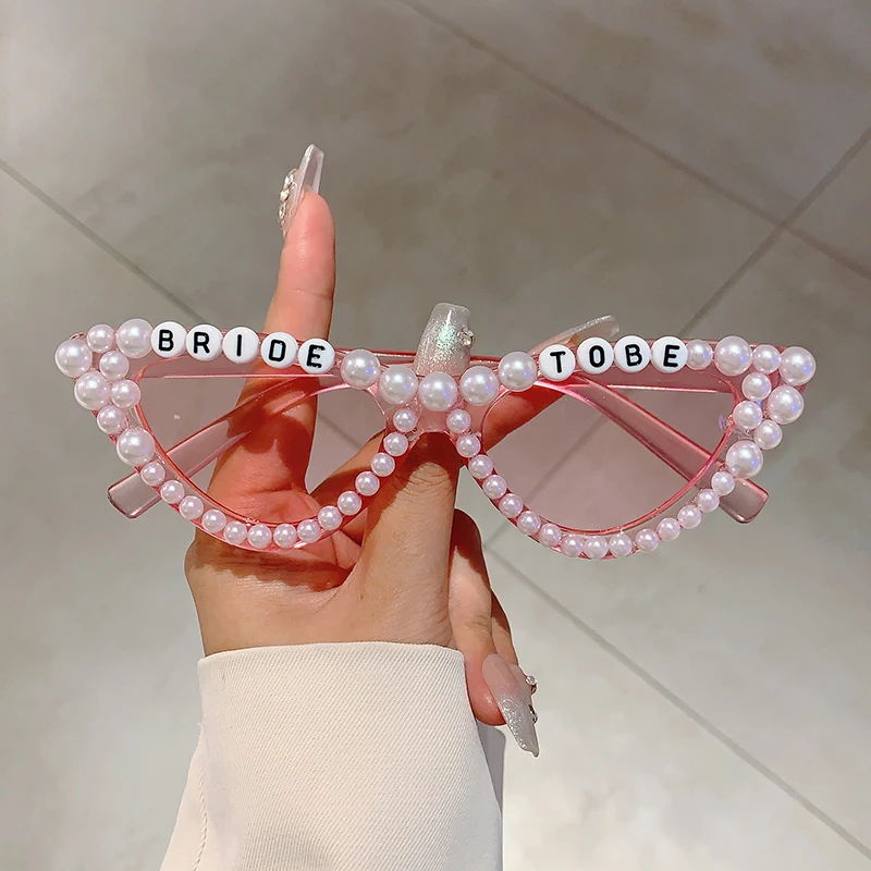 KAMMPT-Gafas de decoración con letras de Bride to be para mujer, Color caramelo, regalo de despedida de soltera, accesorios de fiesta, Marco