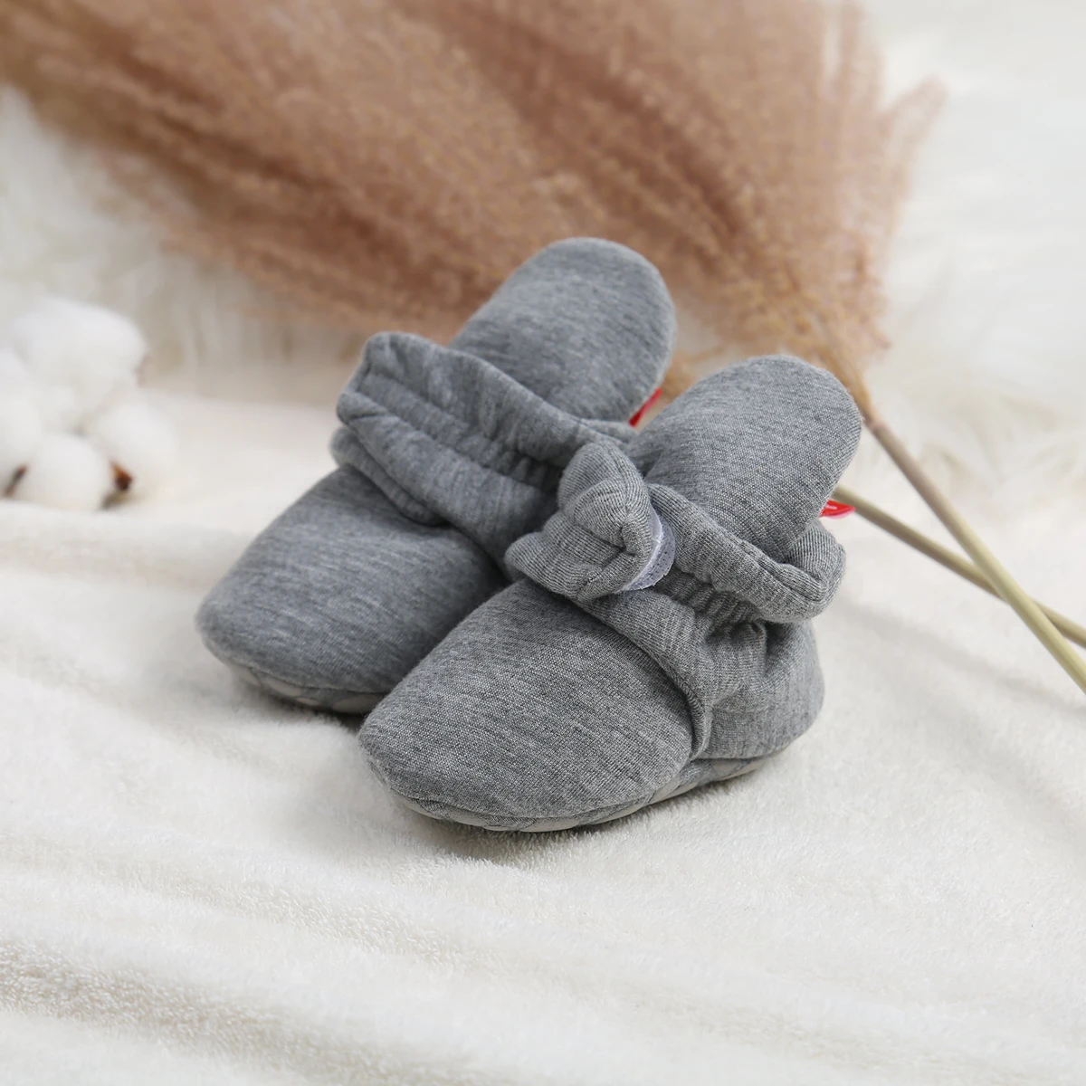 MYGGPP sepatu kaus kaki bayi, alas kaki bintang nyaman untuk bayi laki-laki dan perempuan