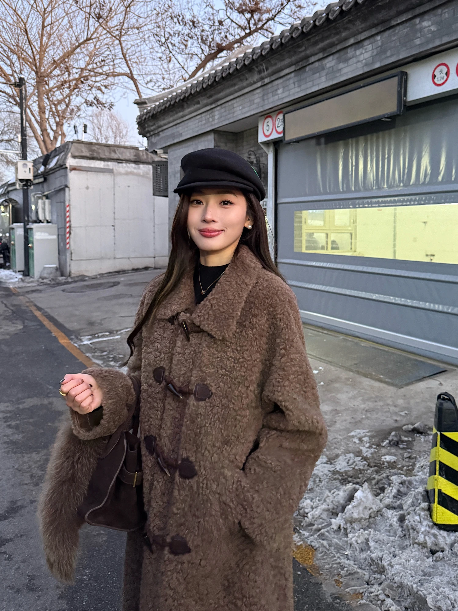 

Женское ретро-пальто Pusumede из искусственного меха под овчину, свободное, теплое, средней длины, на пуговицах, повседневное, с длинными рукавами, зимнее