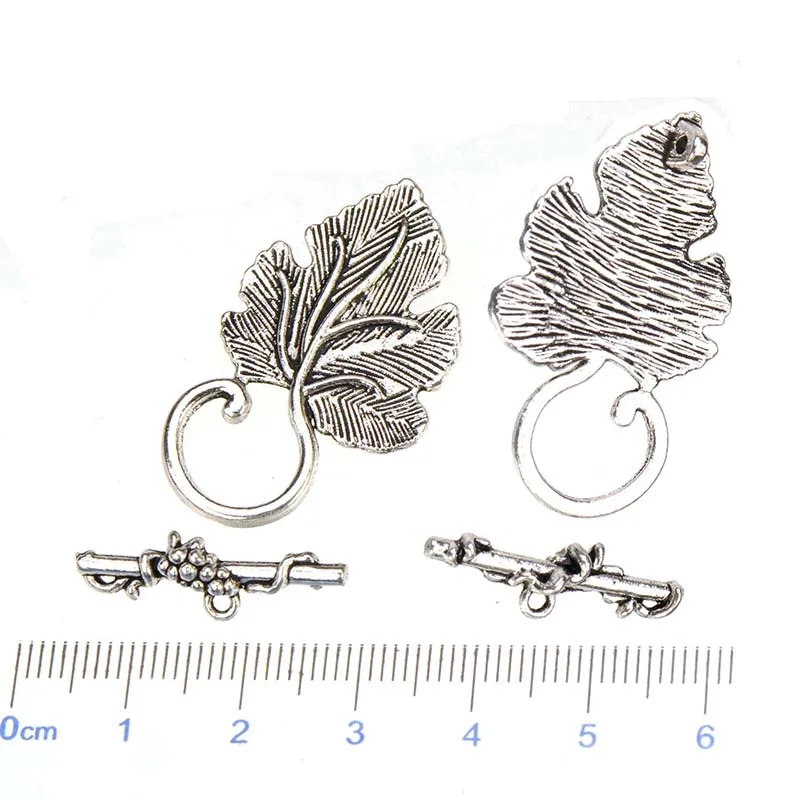 

DIY Bracelets Clasps OT Toggles Necklaces Hooks 15pcs Vintage Silver Leaves Big Chains Connectors Fashion Jewelry Accessories