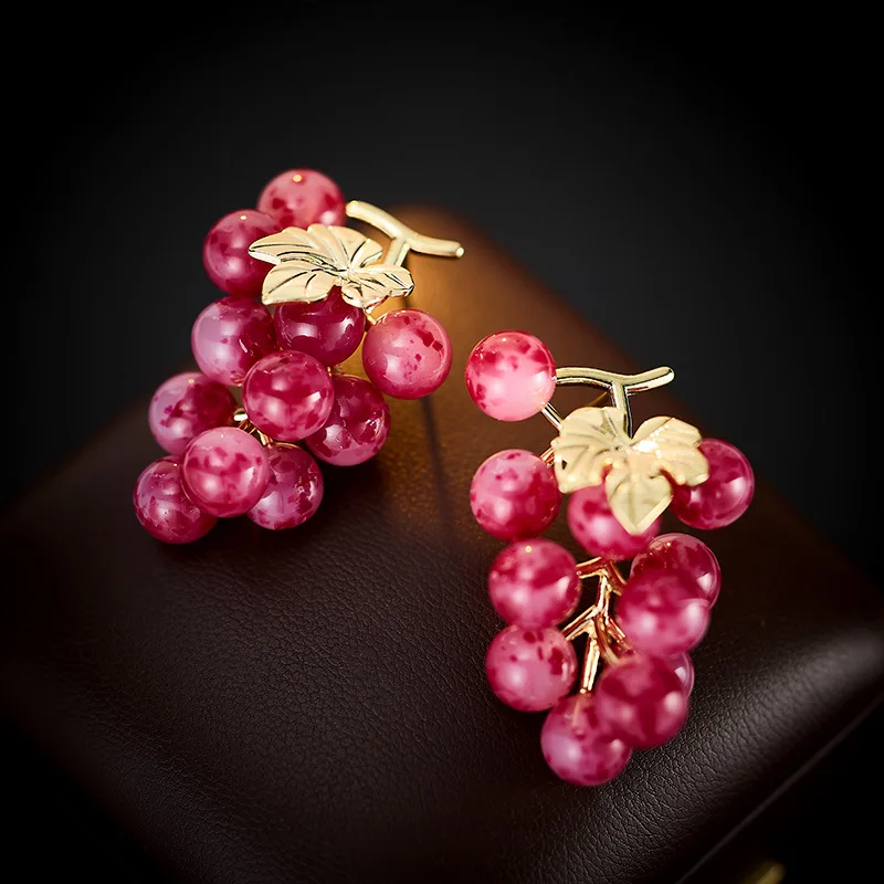 Japanese and Korean New Summer Grape Earrings for Women S925 Silver Needle Niche Light Luxury Fruit Creative Pastoral Style Fash