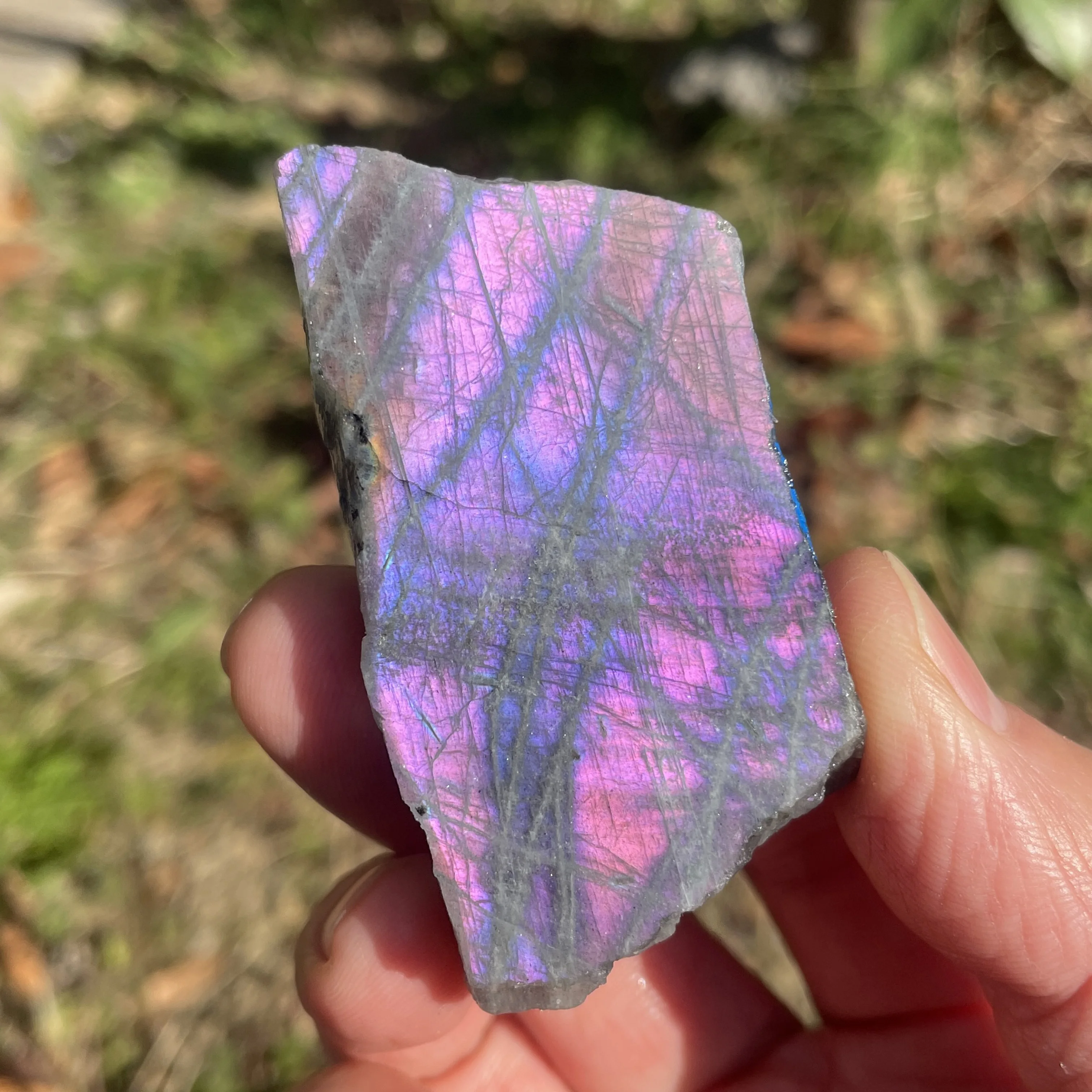 Natural Purple Labradorite Slab Slices Rough Polished Crystal Healing Stone Moonstone Home Decor Shooting under sunlight GT1-19