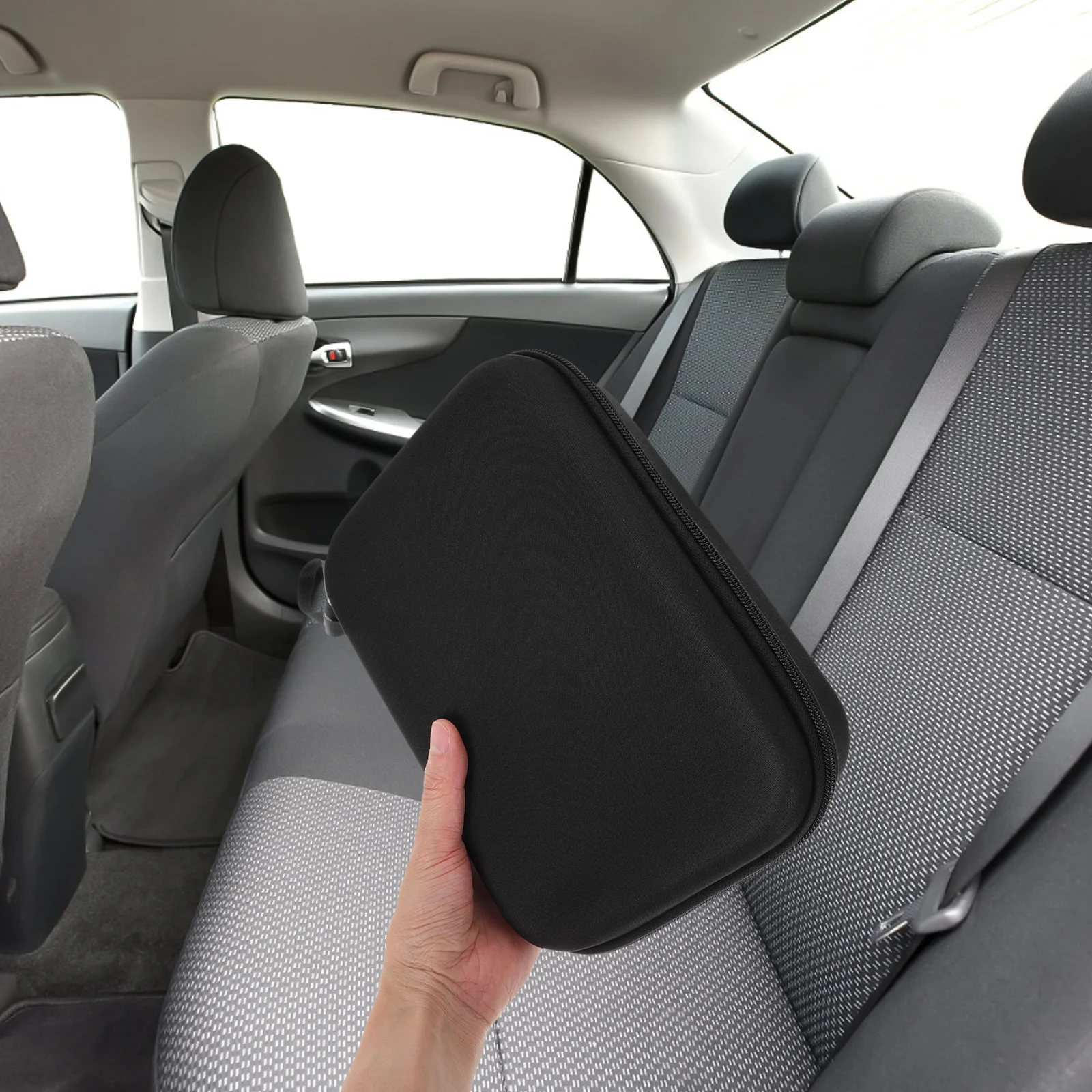 Рисунок 2 - Портативная сумка для хранения автомобиля