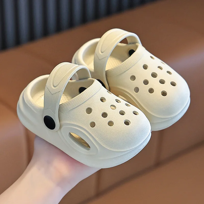 Sandalias para niños, zapatos de agua para la playa, con pequeños orificios, de PVC suave, para niños y niñas, sandalias sin cordones, zapatillas para el hogar y exteriores, color verde