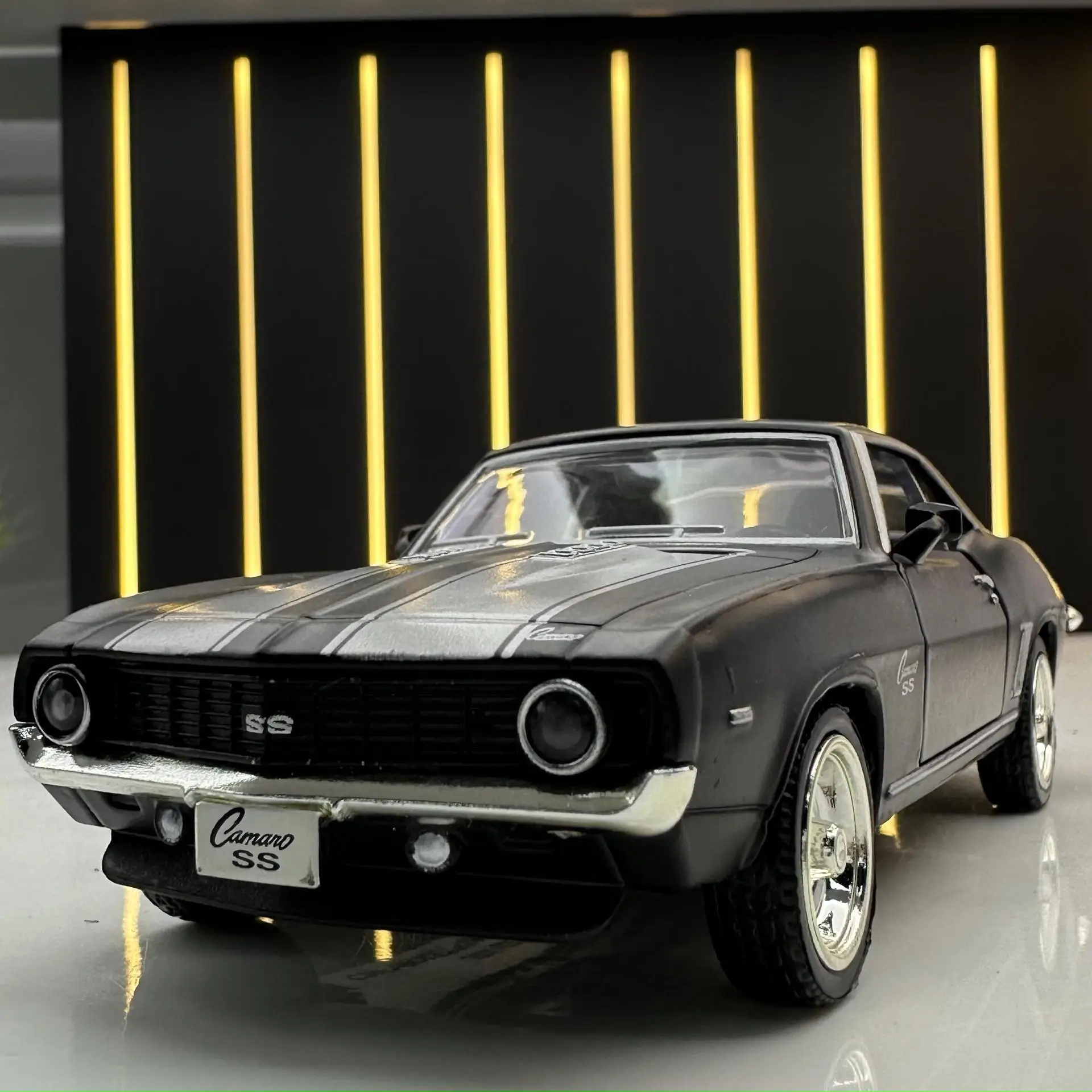 1:36 1969 Chevrolet Camaro SS Car Model Scale Metal Diecast Replica Home Miniature Art Vehicle Hobby Decoration Kid Boy Toy A318