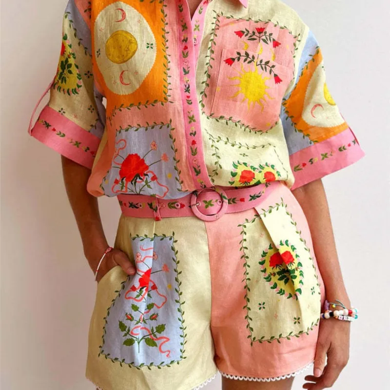 

Casual Women's Suit Fashionable Print Loose Temperament Comfortable Home Street Style Short-sleeved Lapel Top Shorts 2-piece Set