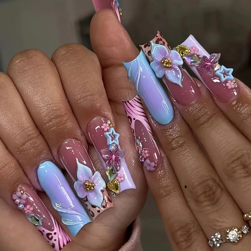 24 piezas uñas postizas con strass, francesas brillantes con flores, largas cuadradas rosas 2