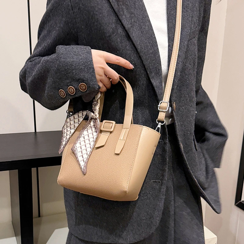 

Элегантная кожаная сумка-мессенджер для женщин из роскошного бренда от известного дизайнера, шикарная сумка через плечо