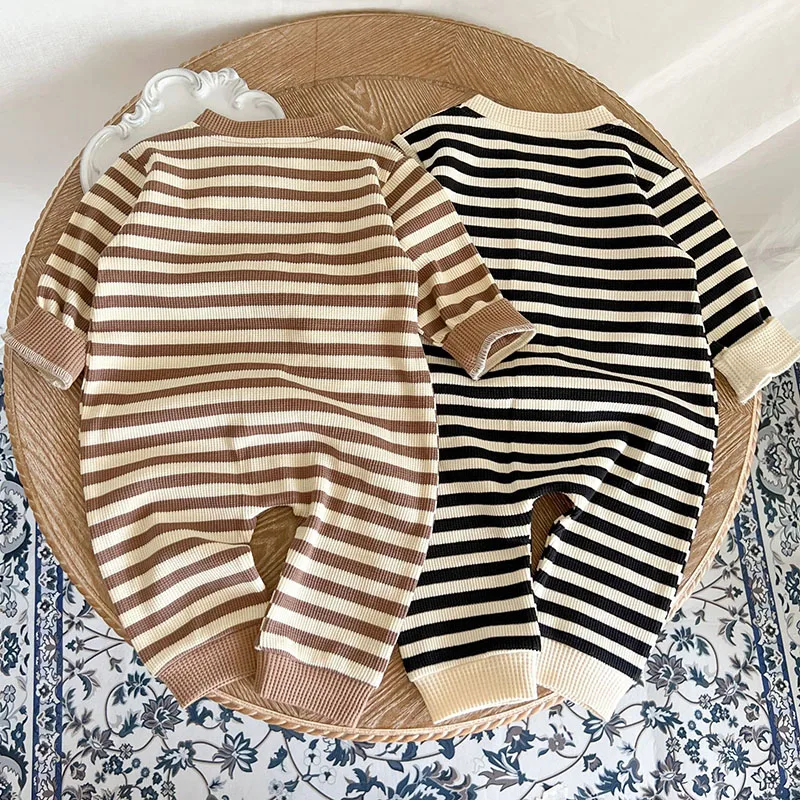 Barboteuse en coton à rayures et manches longues pour bébé, combinaison une pièce pour nouveau-né, tenue de printemps et d\'automne