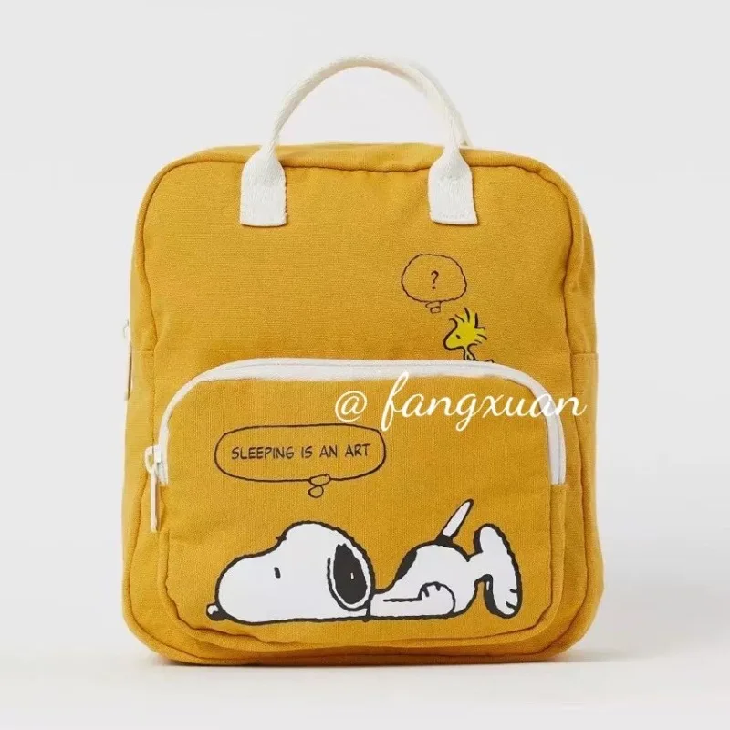 

Disney's Yellow Snoopy small backpack, fashionable bag