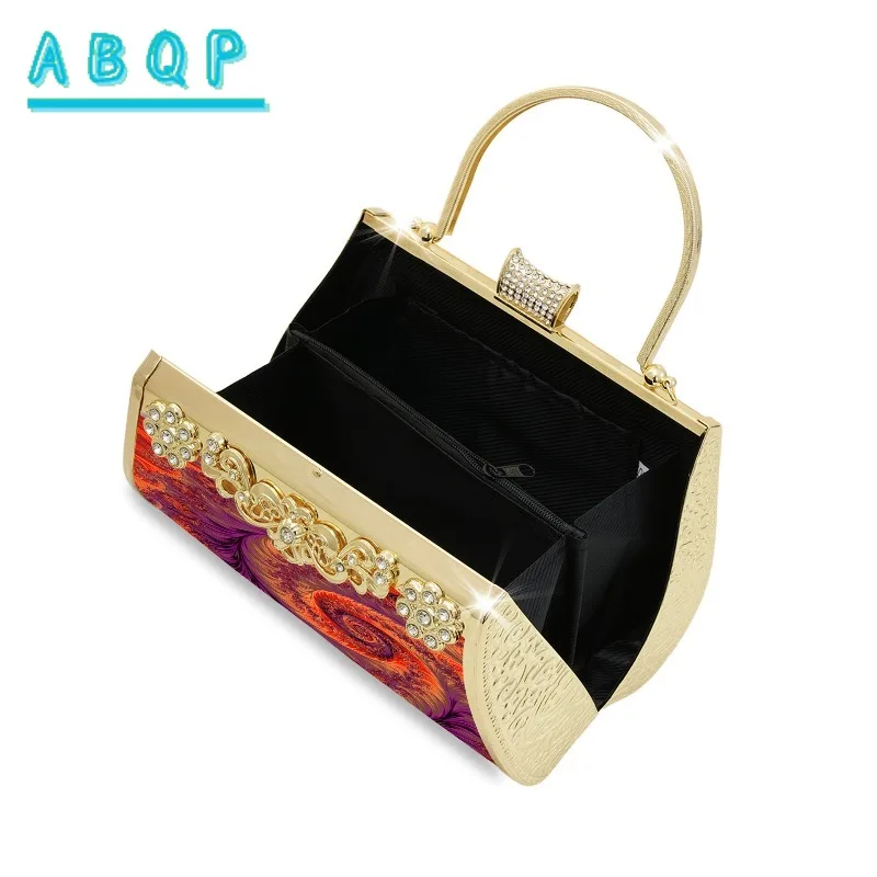 New Dinner Handbag with Diamonds Shiny Dinner Party Women's Handbag Luxury Brand Fashion Diamond-encrusted Women's Handbag