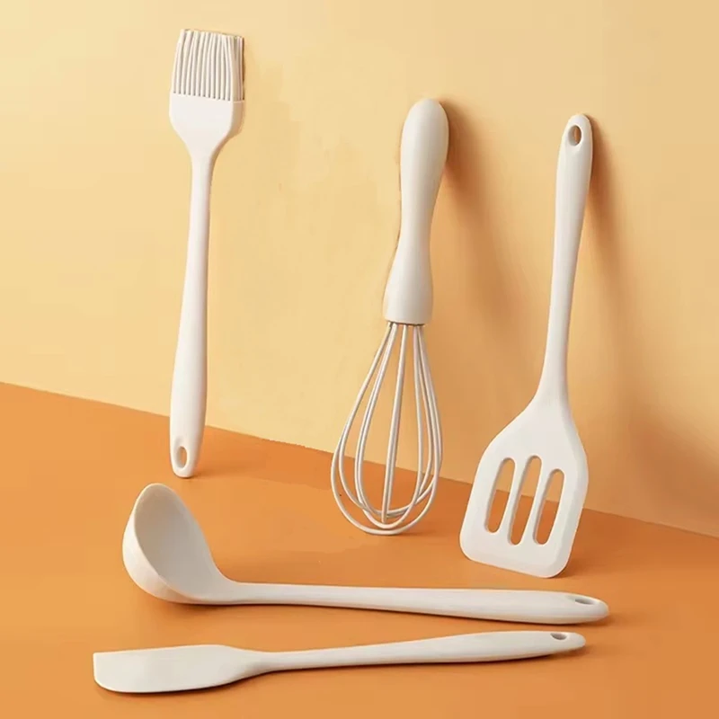 Silicone Kitchen Utensils Food-Grade Non-Stick Cooking And Baking Tool Scraper Silicone Oil Brush Whisk Kitchen Tools