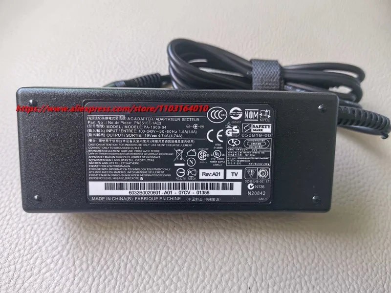 For Toshiba 8829-6 PK Satellite L300 L300D L350D L505 L450D L555 S70 19V 4.74A 90W Charger AC Adapter PA5035U-1ACA PA-1900-36