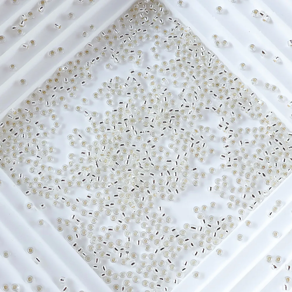 Aus Japan importiert, 15/0 TOHO 1,5 mm silberbeschichtete runde Perlen, Schmuckzubehör, 10 g, wird für Perlenstickereien und feines Perlenweben verwendet. – Detail 5