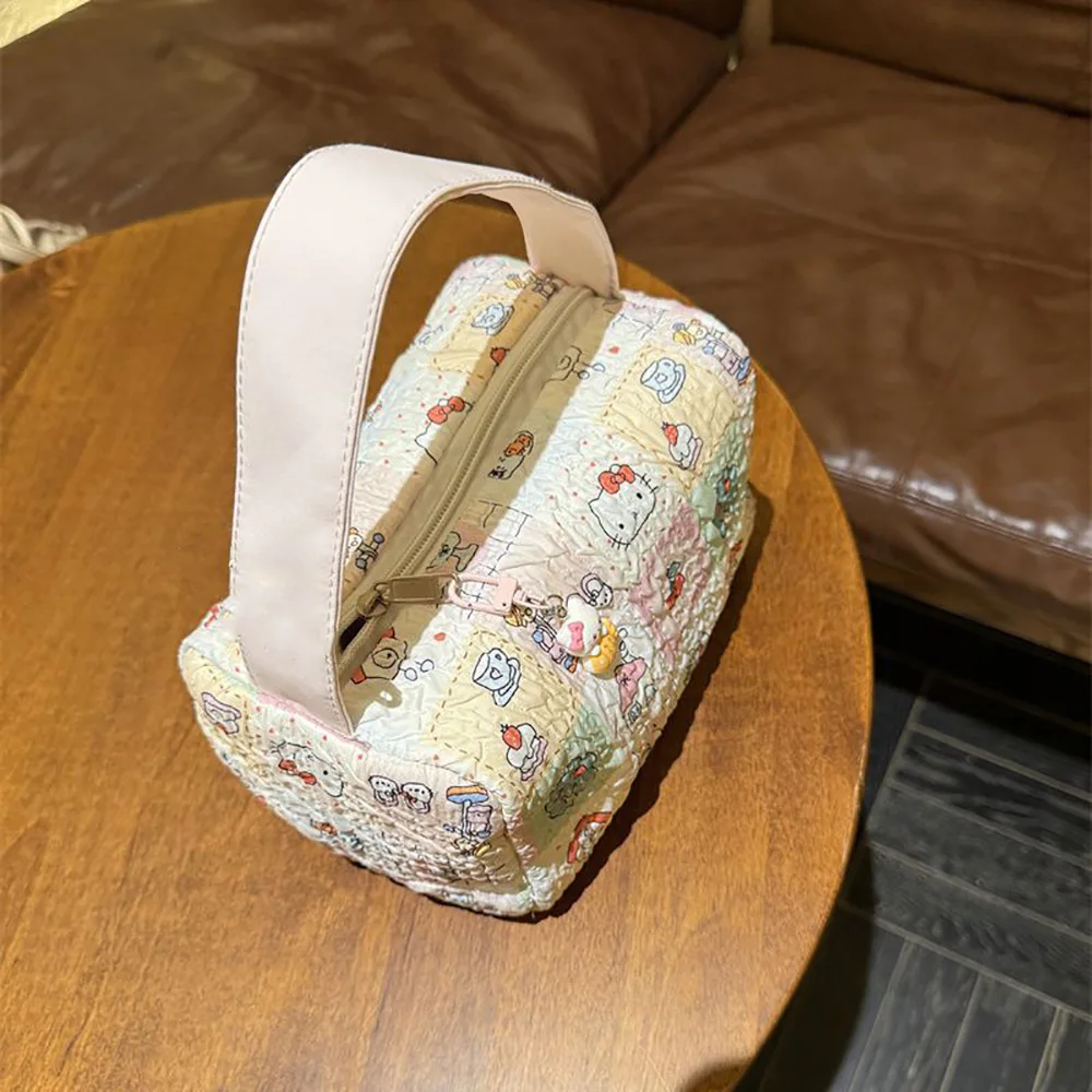 Sanrio Hellokitty 애니메이션 핸드백 만화 화장품 케이스 캐주얼 메이크업 워시 가방 대용량 토트 휴대용 가방 여성 선물