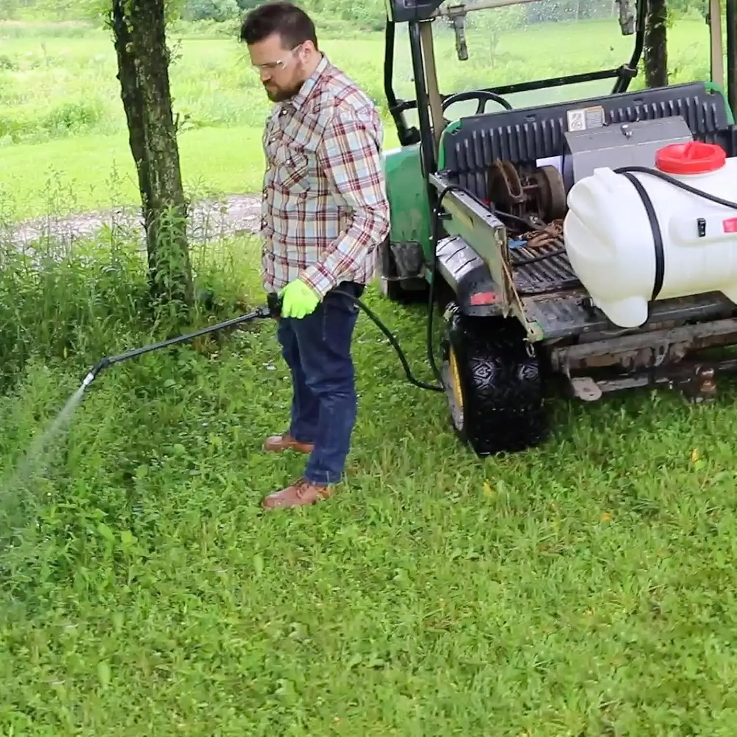 15 Gallon Atv Utv 12 Volt Mounted Spot Sprayer 6 Inch Wide Mouth High Performing Diaphragm Pump Filtration System 18 Inch Spray