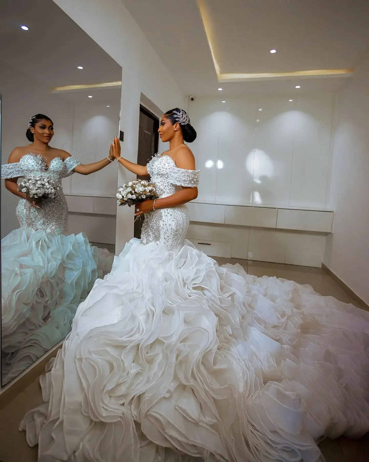 

Винтажное арабское свадебное платье больших размеров цвета слоновой кости с иллюзией русалки по индивидуальному заказу, роскошное свадебное платье с кристаллами и бисером