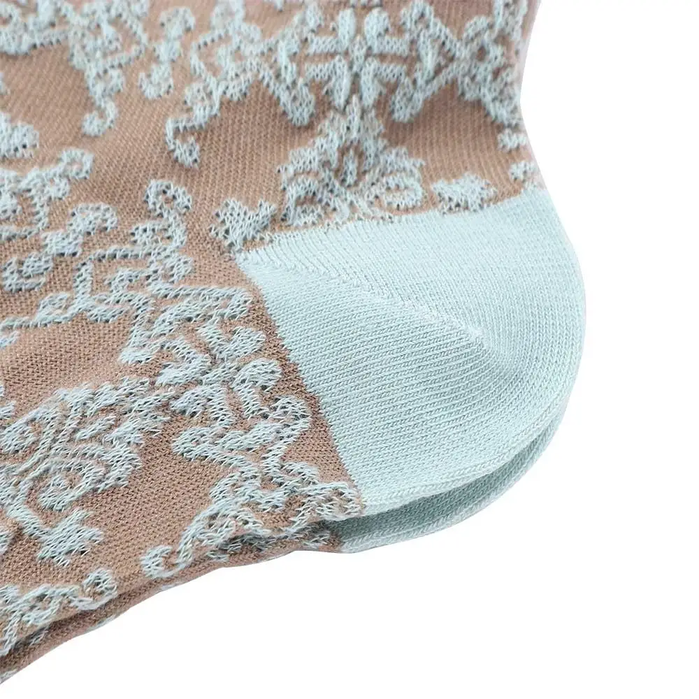Calcetines de algodón Retro con estampado de plantas para invierno, calcetines de Jacquard para niñas, medias de tubo medio, medias de estilo universitario, calcetines de estilo coreano