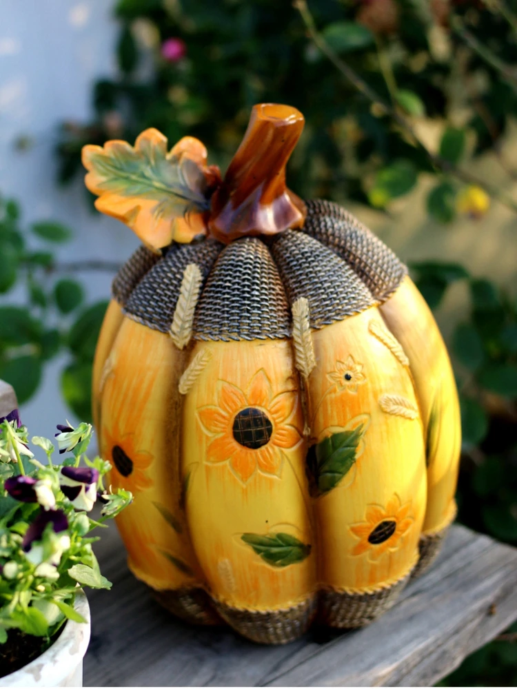 

Artificial sunflowers, pumpkins, gardens, courtyards, balconies, ornaments, kindergartens, photo studios, props, and lawn orname
