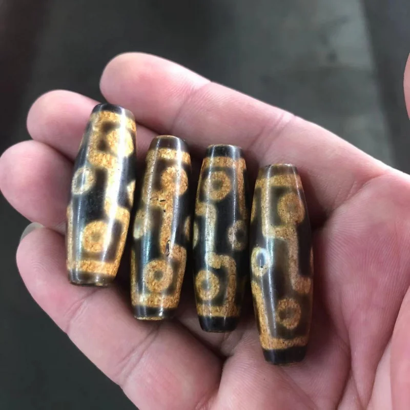 Wholesale Tibet Agate Vintage Distressed Teeth Yellow Nine Eyes Wrapped Pulp Tibet Beads Ethnic Style Jewelry 9 Eyes Tibet Beads