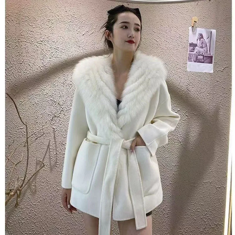 2023 Autumn and Winter Korean Edition High Grade Sweet Temperament Hooded Small Fragrant Wind Mid length Woolen Coat Women