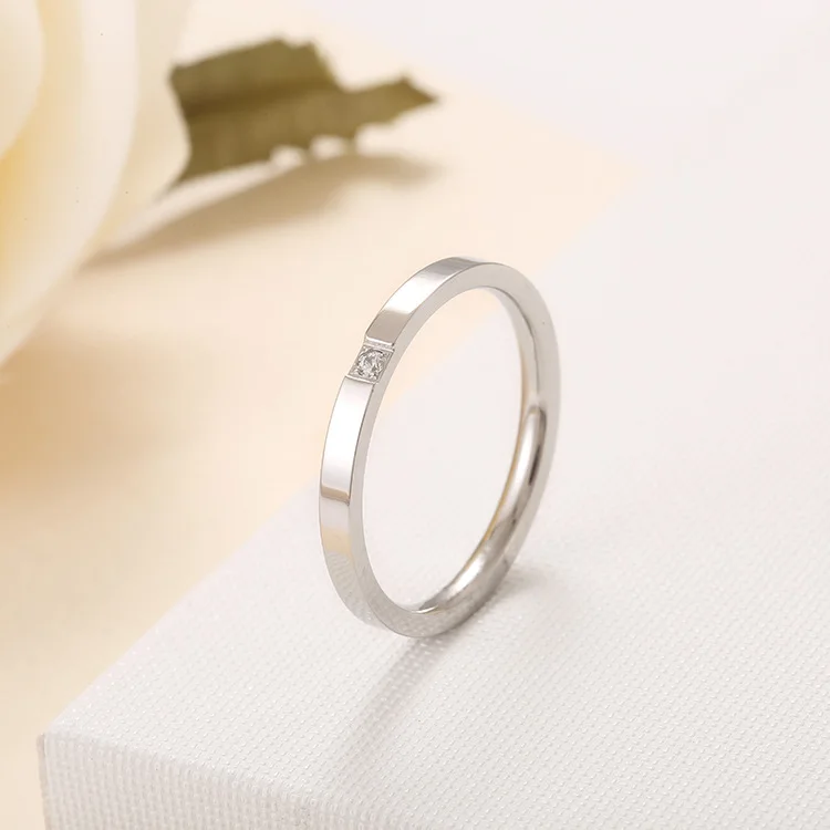 2022 Trendy Titanium Steel Ring Cubic Zircon Rose Gold Smooth Simple Wedding Couple Rings for Women or Men Rings Jewelry Gift