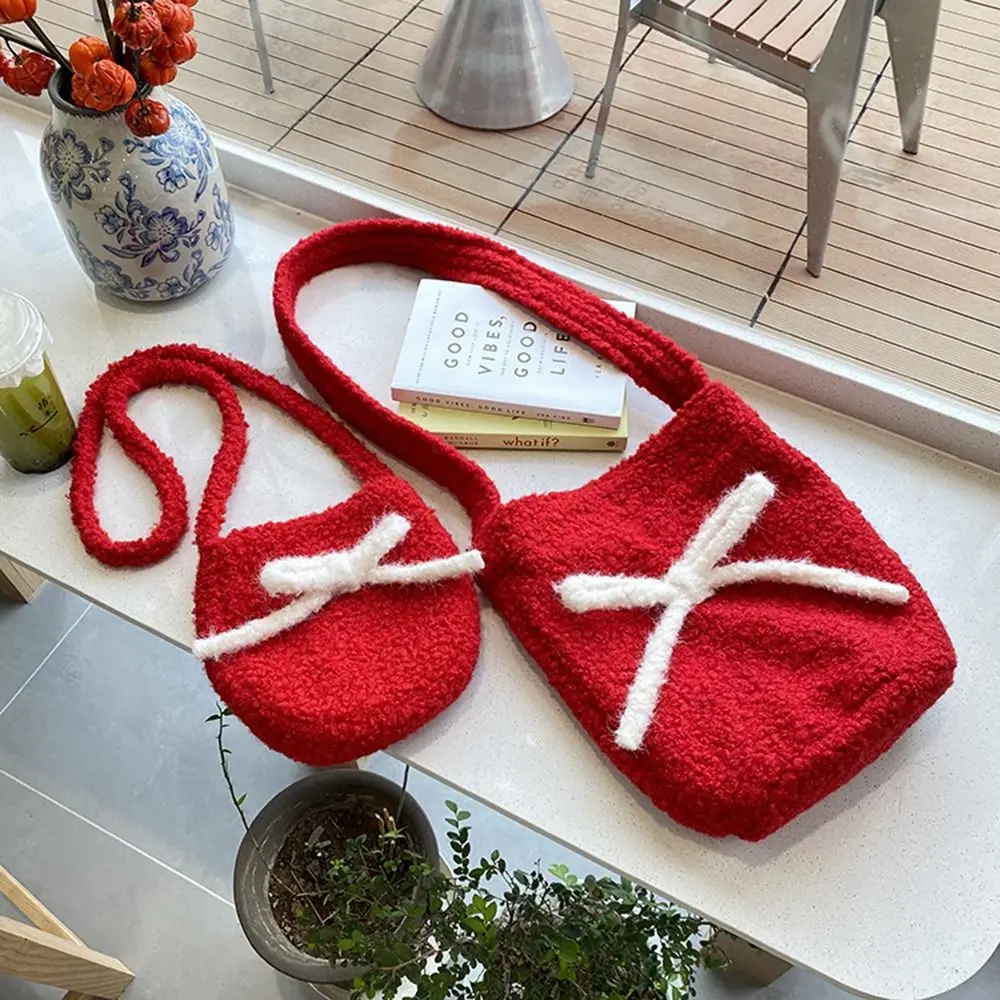 

High Quality Single Shoulder Plush Bucket Bag Bow Decoration Soft New Year Red Tote All-Matched Warm Red Crossbody Bag Winter