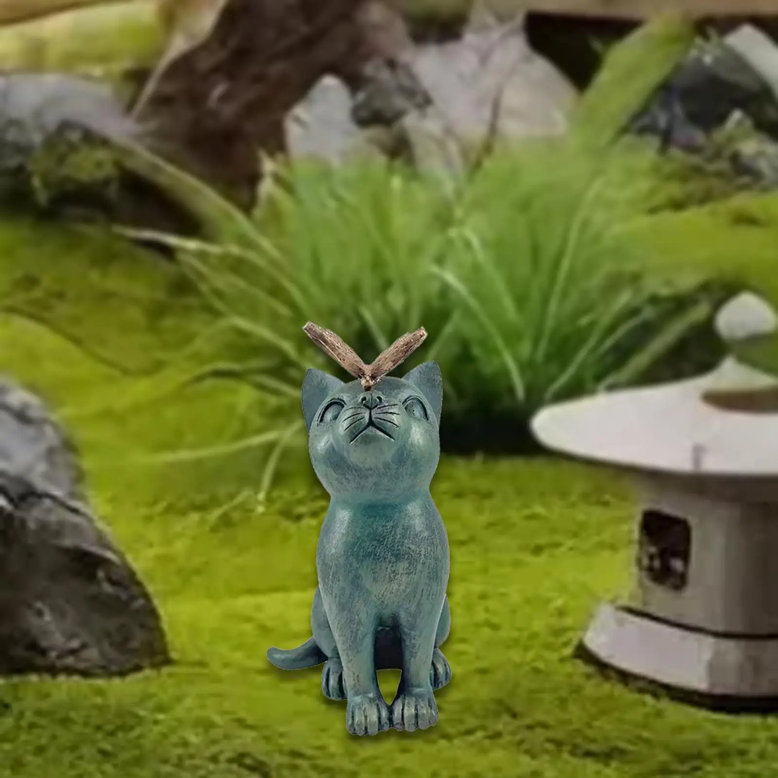 القط النحت القط مع فراشة حديقة تمثال القط تمثال حديقة ديكور في الهواء الطلق للحديقة