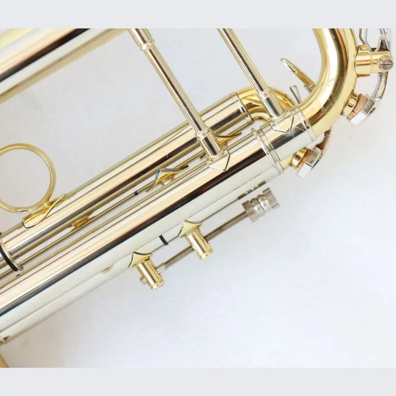 High Quality Trumpet B Flat Key Brass Trumpet Gold Lacquered Trumpet With Mouthpiece