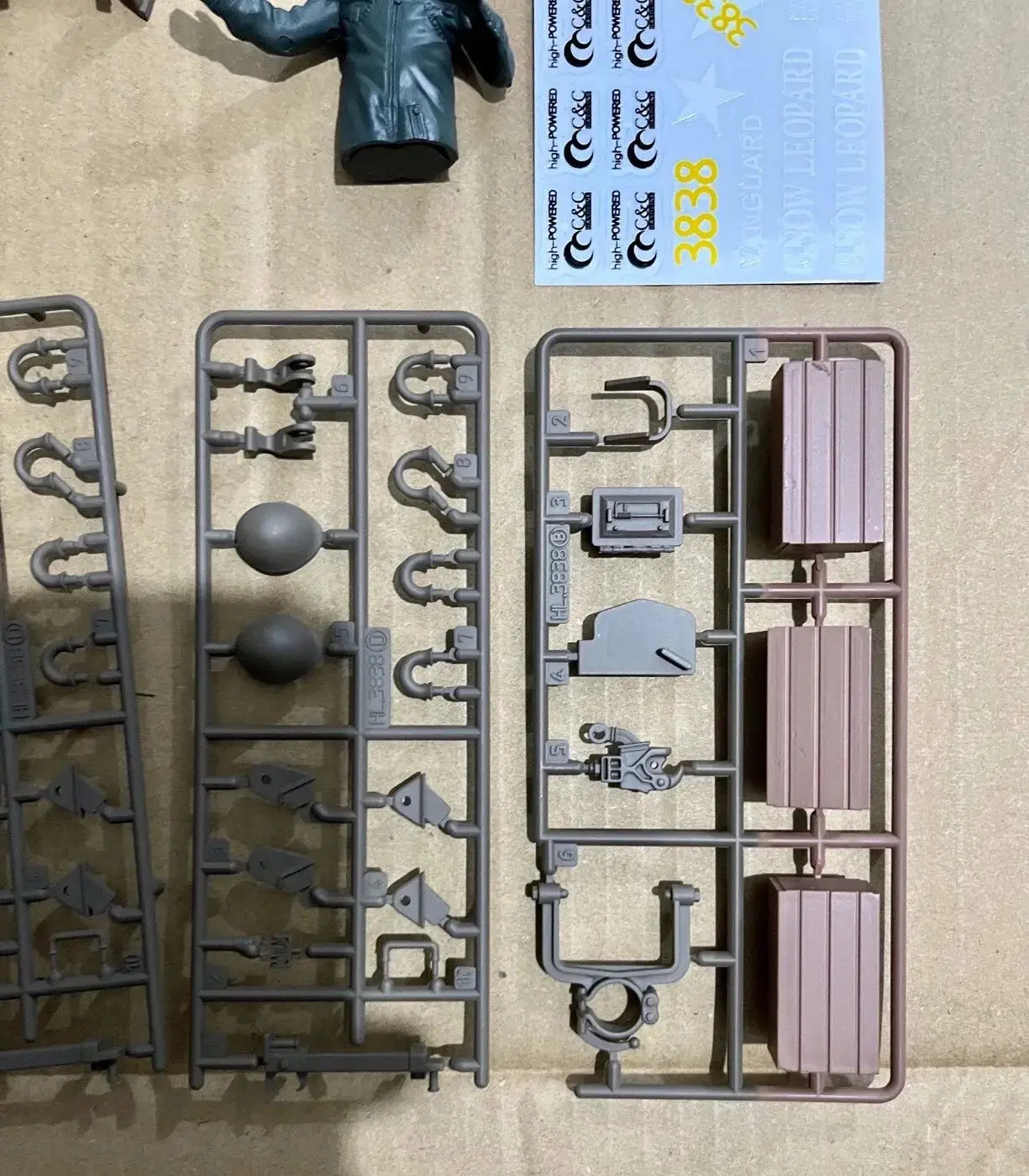 مجموعة أجزاء الديكور البلاستيكية لخزان Henglong 1/16 بمقياس الولايات المتحدة الأمريكية M26 Pershing RC 3838