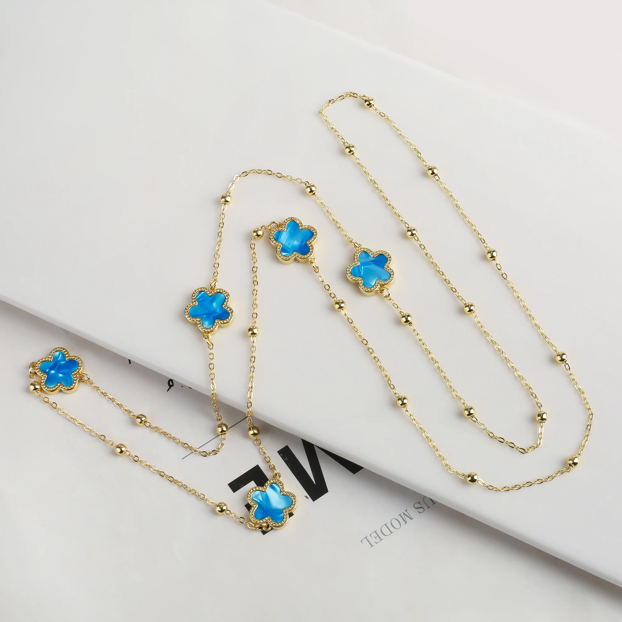 88cm Long Sweater Chain Double Sided Acrylic New Design Pendant Necklace Luxury High Quality Women\'s Gilded Party Gift Clover