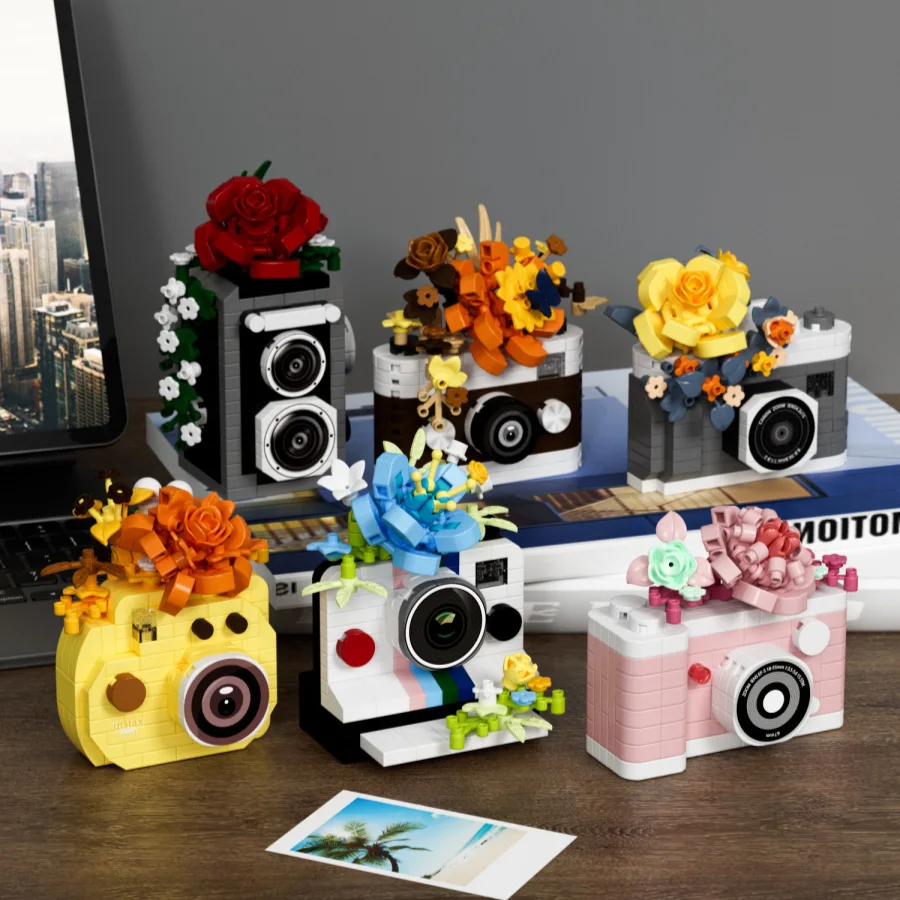 

2025 New Hot-selling Assembled Building Blocks Creative SLR Camera Mirror Flower Model Building Blocks Trendy Decoration Gifts