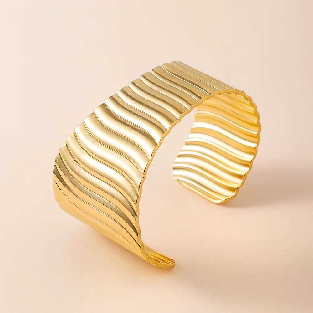 

Stainless Steel Cuff Bracelet For Women, Gold Color Metal Opening Adjustable Embossed Bracelet, Daily Jewelry Accessories Gifts