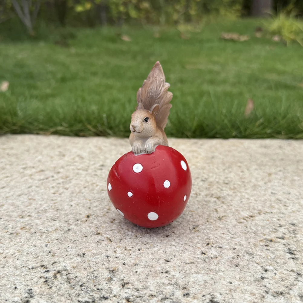 

Squirrel Mushroom Adorable Squirrel Figurines Resin Animal For Garden Outdoor Decor Fairy Landscape Miniature Desktop Ornament