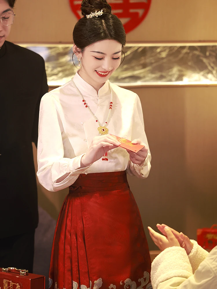 

Новое 2025 Красное свадебное платье-ципао для женщин, китайское, с длинным рукавом, для церемонии, с завышенной талией, юбка А-силуэта