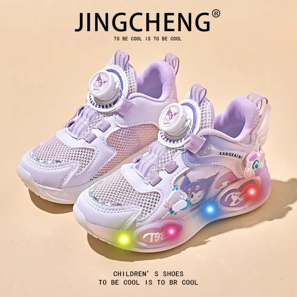 

Sanrio Kuromi светодиодные сандалии для девочек, летняя детская повседневная обувь, Нескользящая детская пляжная обувь, уличная дышащая сетчатая обувь