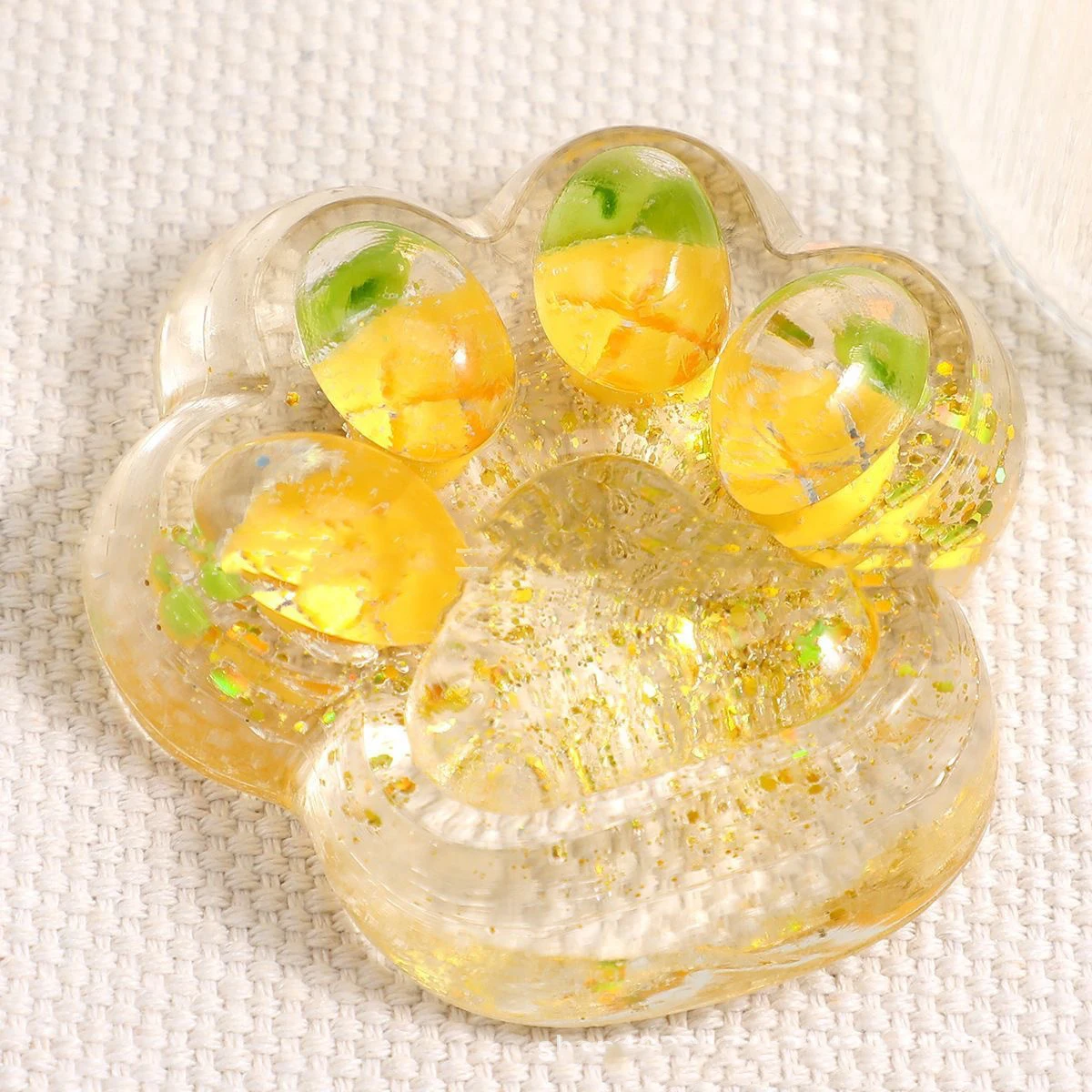 ของเล่นบีบคลายเครียดรูปอุ้งเท้าแมว ผลไม้คุณภาพสูง รูปสตรอว์เบอร์รีและองุ่น บีบแล้วคืนรูปช้าๆ นุ่มมือ ช่วยผ่อนคลายความเครียด