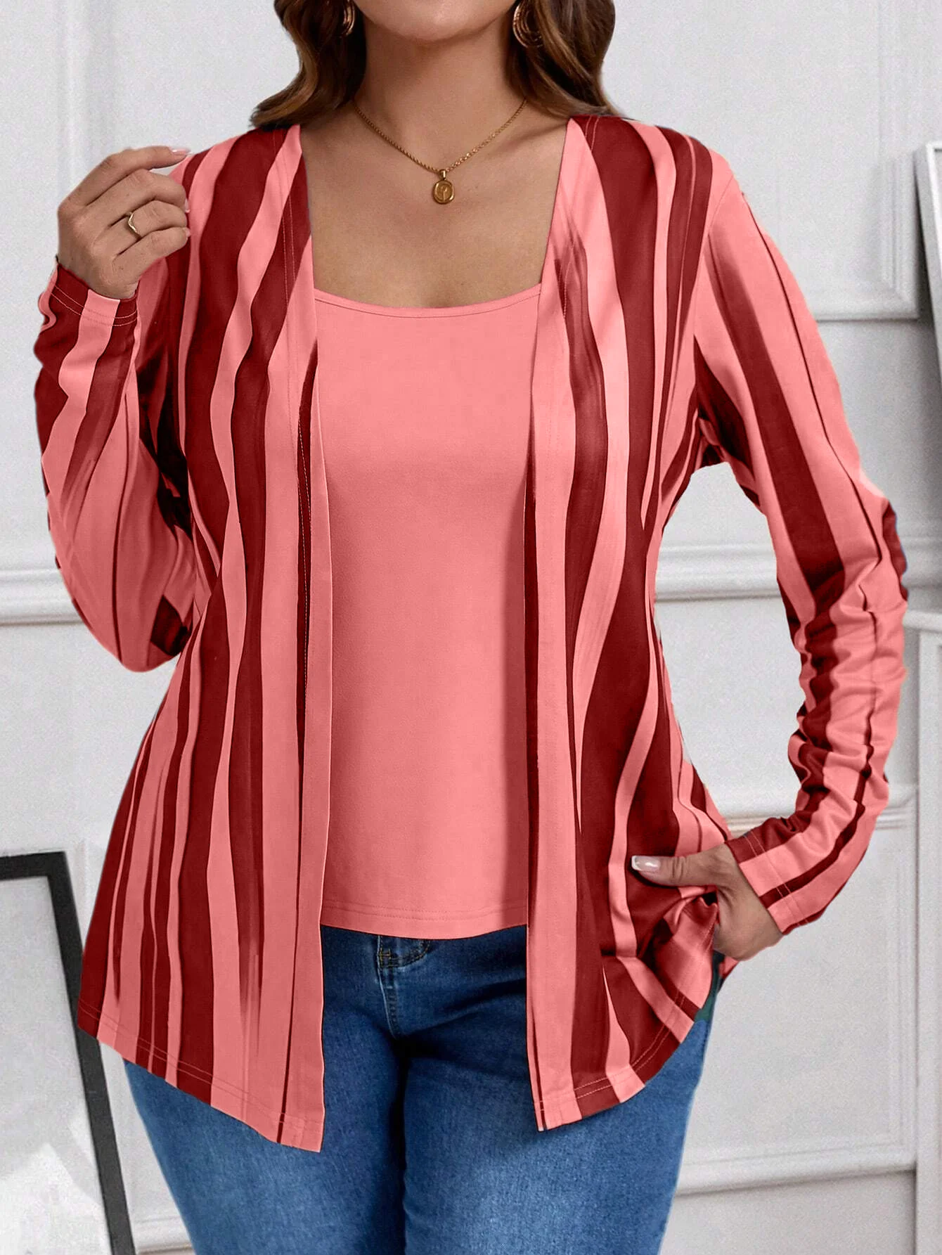 Top de manga larga de dos piezas de imitación 2 en 1 para mujer de talla grande: camisa a rayas con cuello cuadrado y diseño de cárdigan, tela elástica, máquina