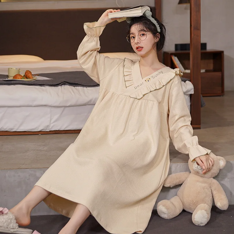 Women Pajamas Spring and Autumn Cotton Long-Sleeved Nightgown Dress Cute Sweet Strawberries Homewear Gril One-Piece Floral Robe