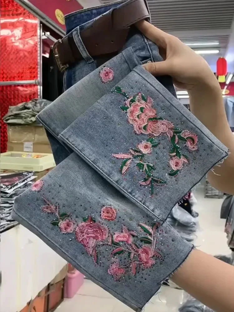 

Korean Straight Jeans High Quality Flower Embroidery Slim Haroun Pants 2025 Women Spring Plus Size Denim Trousers Female