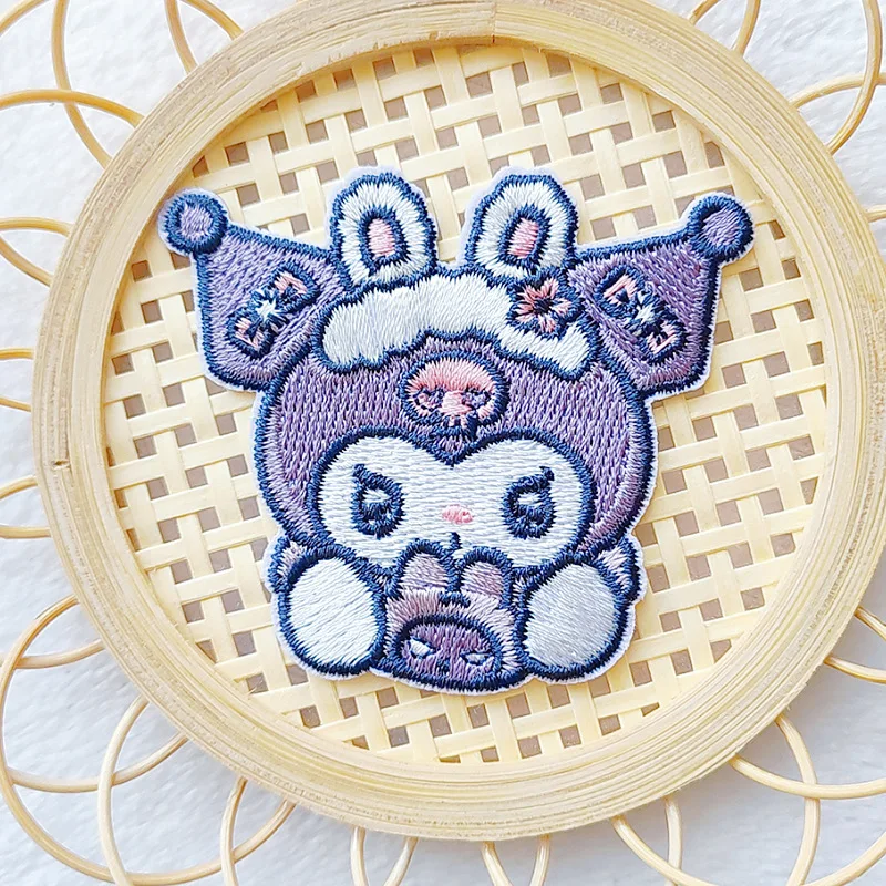 Pegatina de tela bordada de dibujos animados de Sanrio, parche decorativo de ropa, Pegatina autoadhesiva, lindo, Cinnamoroll Kuromi, nuevo