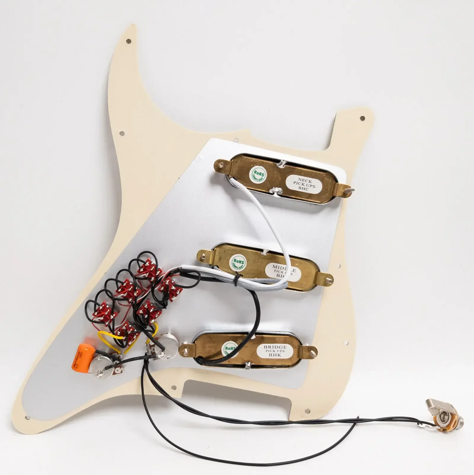خصم حار بيع-الغيتار الكهربائي محملة مسبقا Pickguard مع 3 تبديل 3 المرحلة التبديل لاقط استبدال جزء ل ST القيثارات