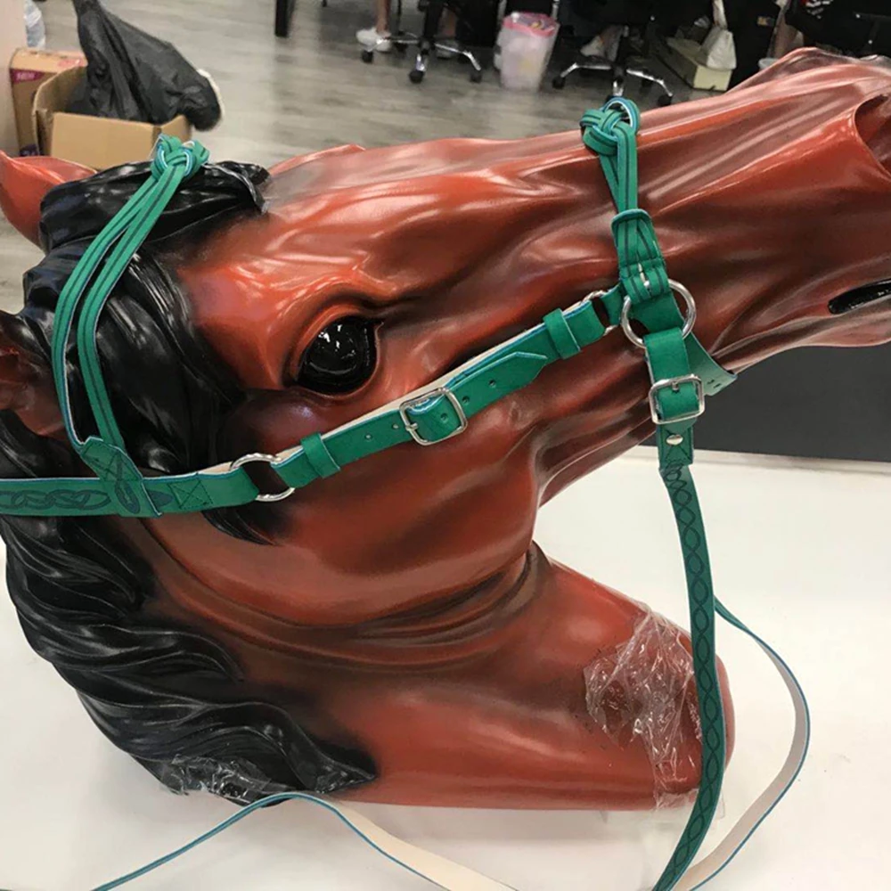 بو الجلود الخيول Bridle Halters مريحة حماية جلد الحصان الحصان رين تسخير قابل للتعديل دائم الحصان رئيس الستار