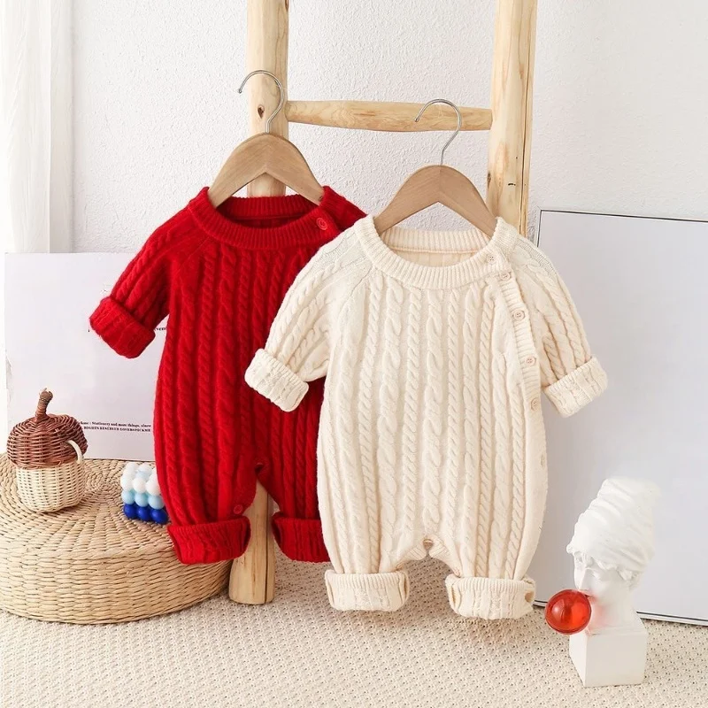 

2025 Autumn Christmas New Year Baby Knit Romper Cable Knit Newborn Onesie with Side Buttons Warm Toddler Outfit