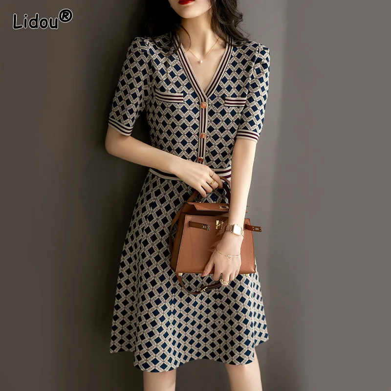 

Plaid Print V-neck Vintage Empire Button Short Sleeved Elegant Slender A-line Skirt Fashion Summer New Dress Women's Clothing