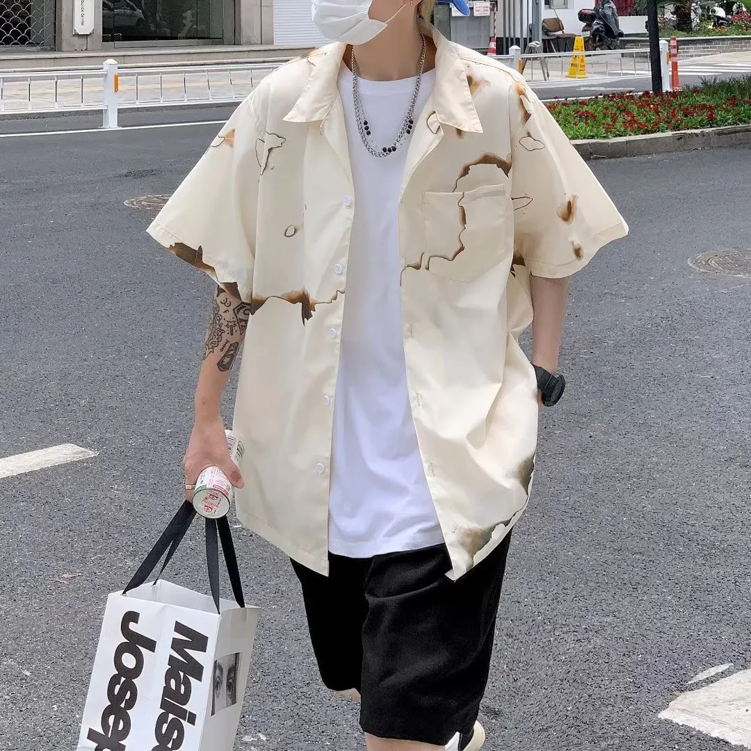 

Retro American Burned Design ort Sve Men's Casual irt Loose Couple Wear Summer Faion Brand Hip Hop Sle Outer Jaet