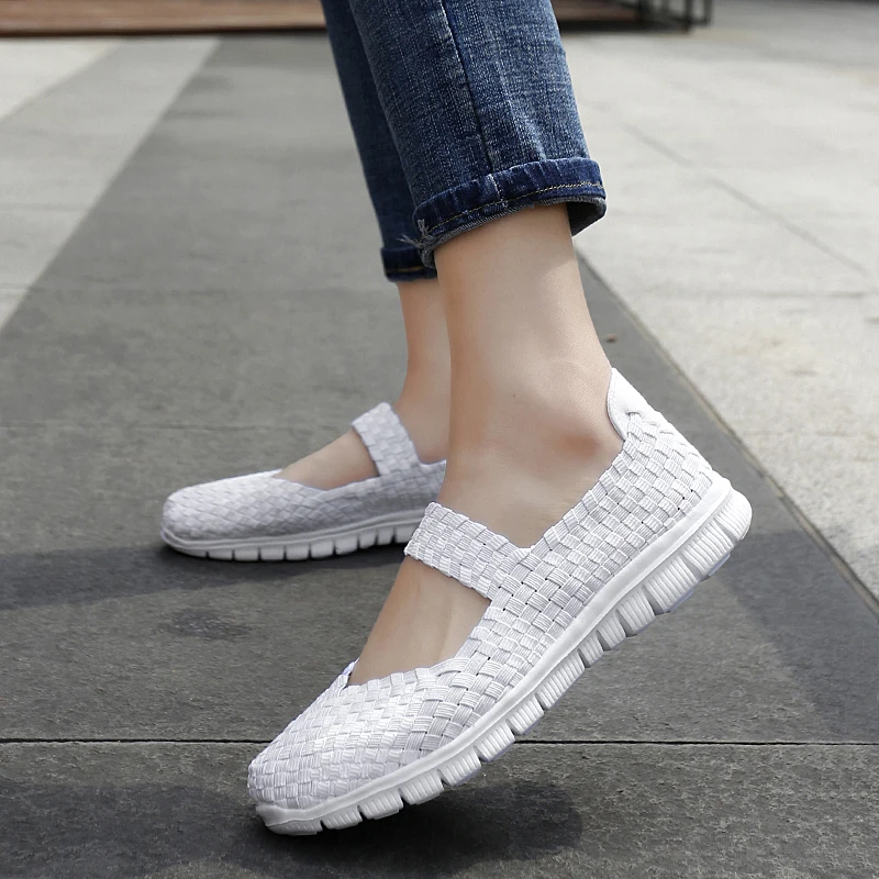 Summer Women\'s Breathable Walking Running Sport Women Woven Shoes Anti Slip Handmade Weave Light Flats Mother Gift Shoe Big Size