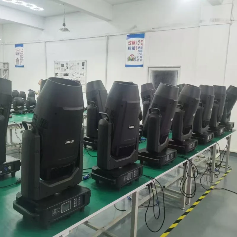 

1 шт., мощный светодиодный светильник с подвижной головкой мощностью 700 Вт, комбинированный светильник 3 в 1, точечный/лучевой/стиральный светильник с CMY