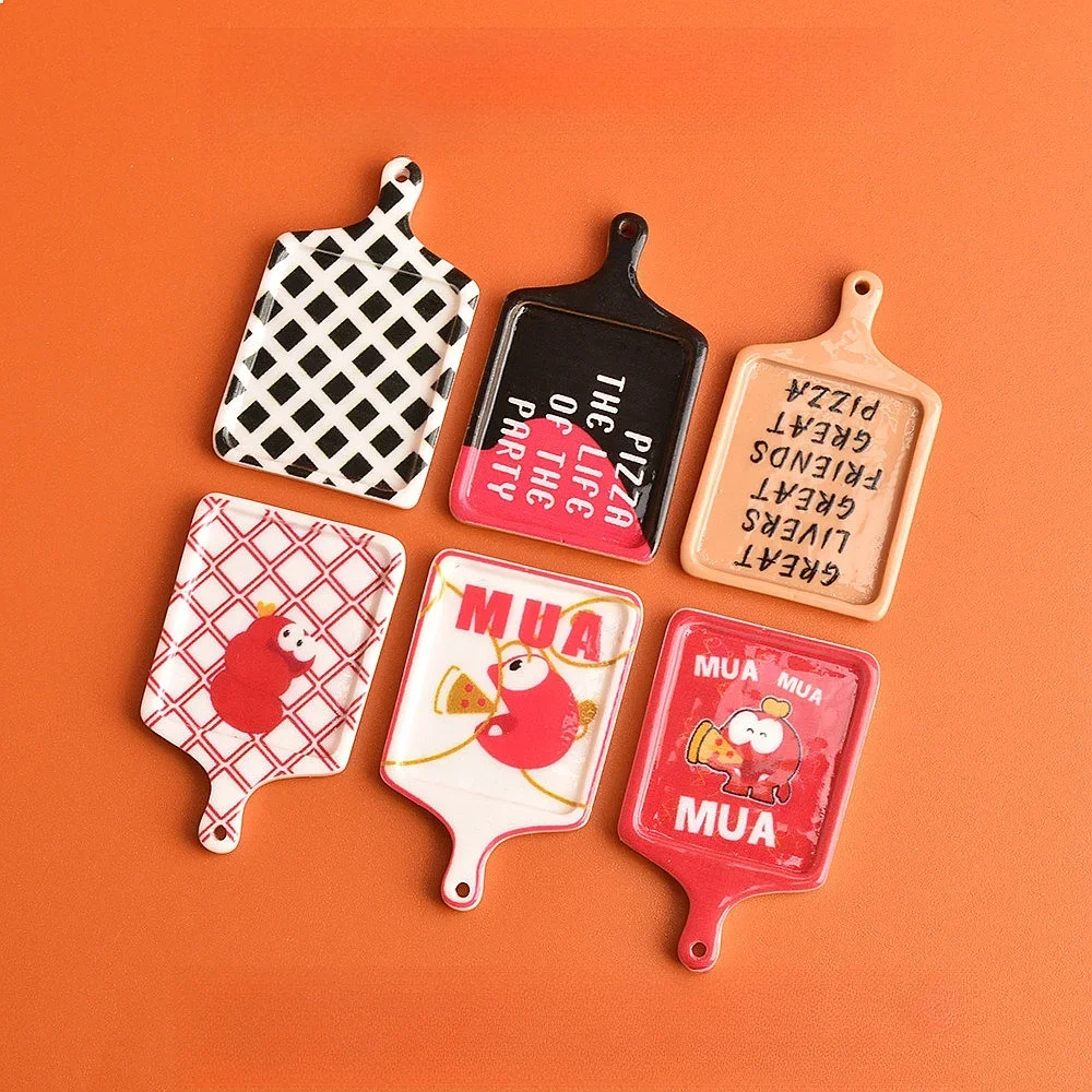 100pcs Wholesale Mini Pizza Baking Tray Kawaii Simulation Plate Resin DIY Keychain Jewelry Accessories Dollhouse Decor